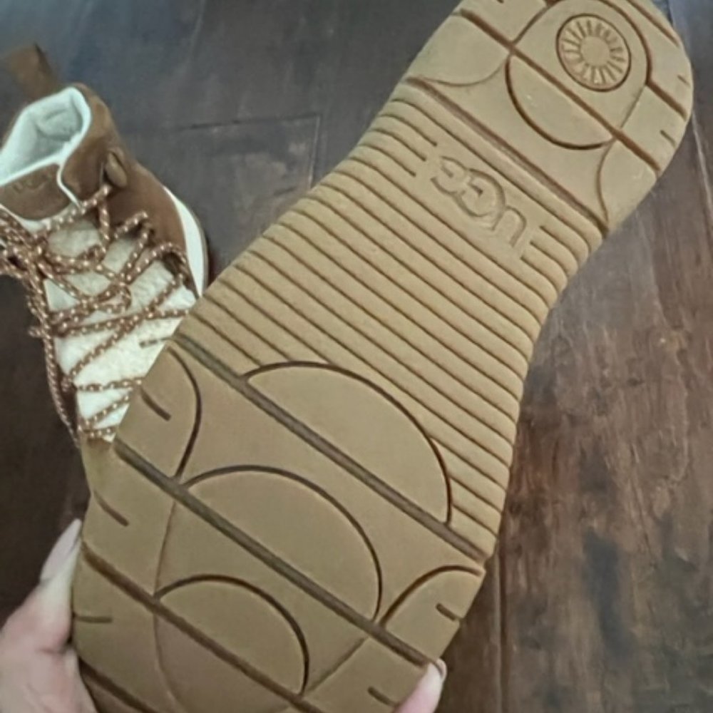 UGG lakeside boots new no box - Picture 5 of 10